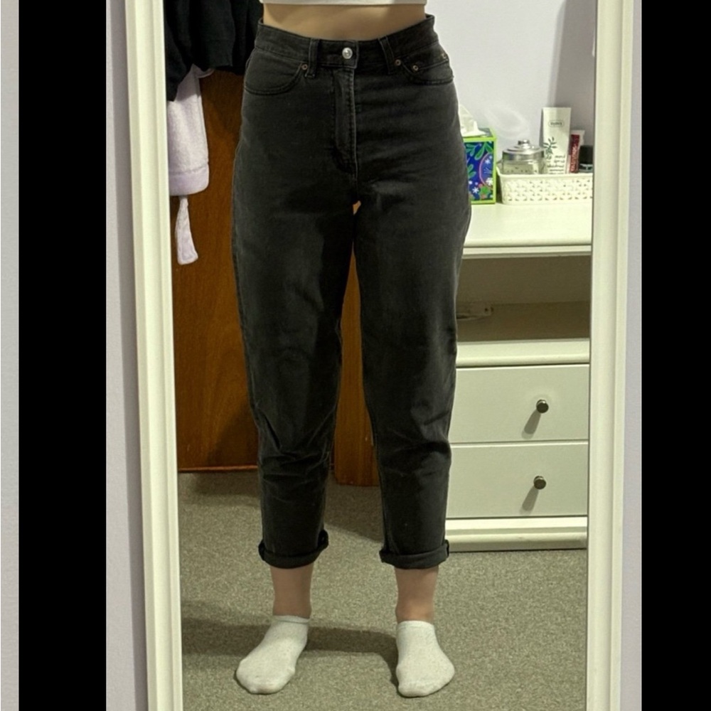 H&M High-Rise Black Mom Jeans